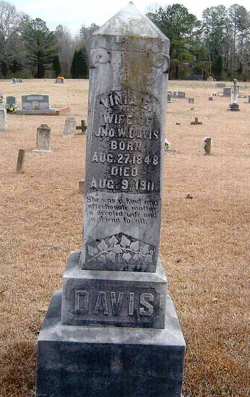 grave of Vinia Davis