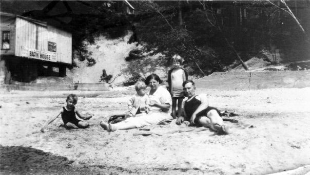 Grandpa & Grandma with kids - NY Beach