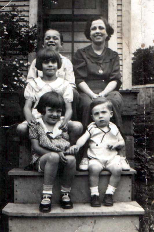 Knudson Kids with Aunt